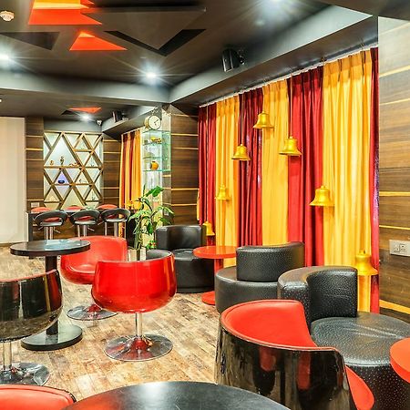 Super Inn Armoise Hotel Ahmedabad Exterior photo
