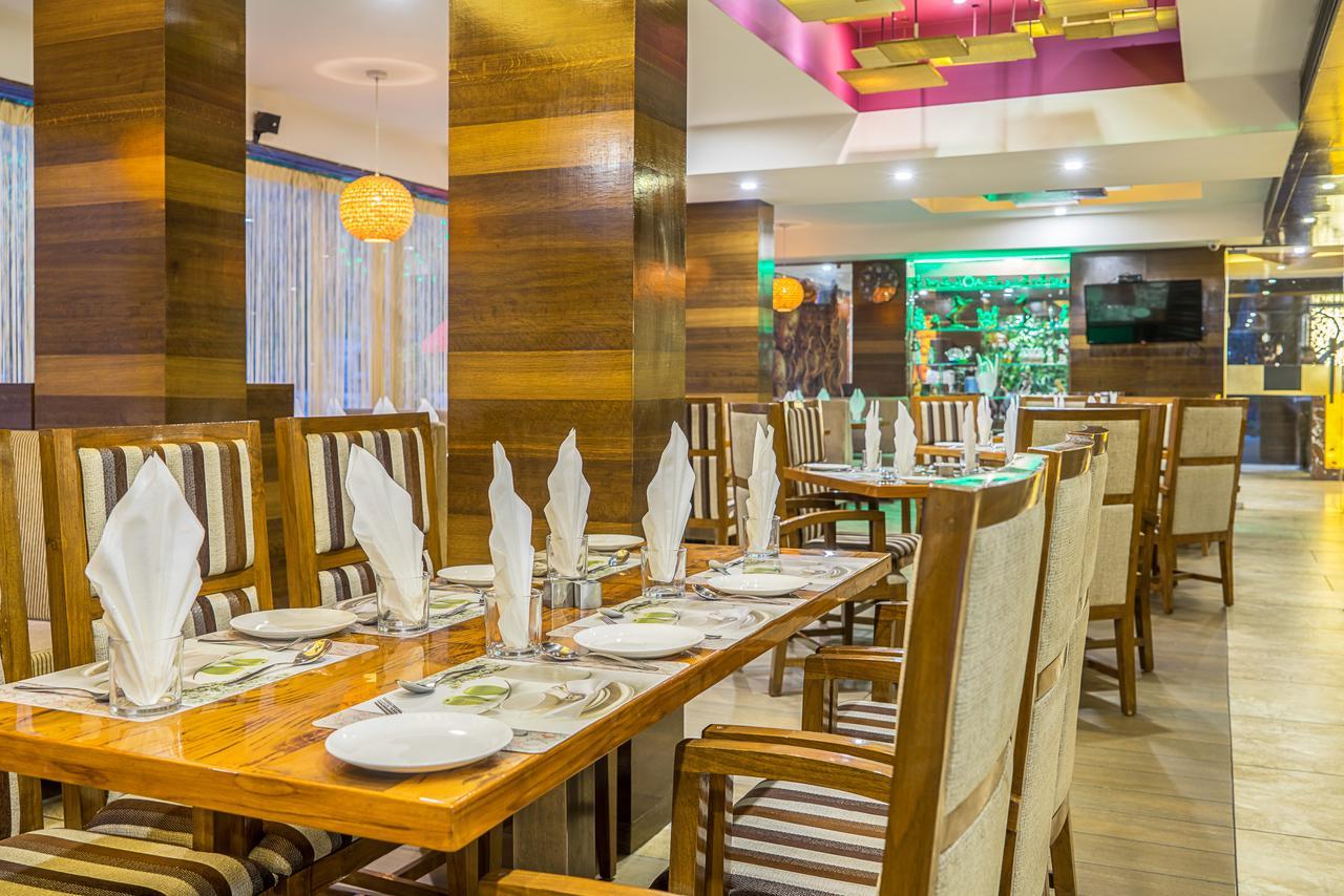 Super Inn Armoise Hotel Ahmedabad Exterior photo