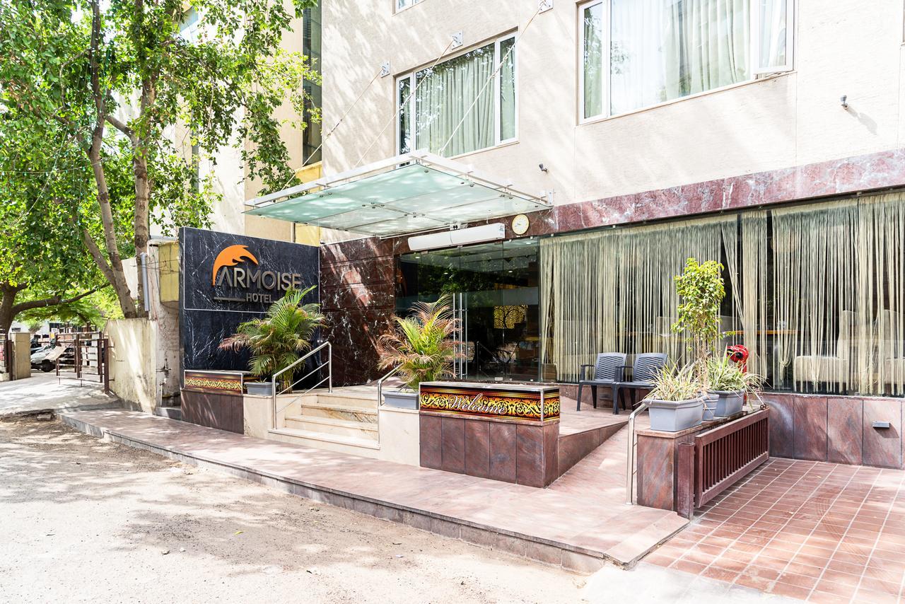 Super Inn Armoise Hotel Ahmedabad Exterior photo